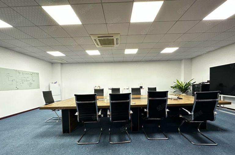 可分租，光明独院厂房一二楼出租，一层1500平，带精装办公室