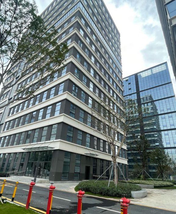 公明地铁口红本厂房单层1800平楼上承重1吨大货梯报价25块