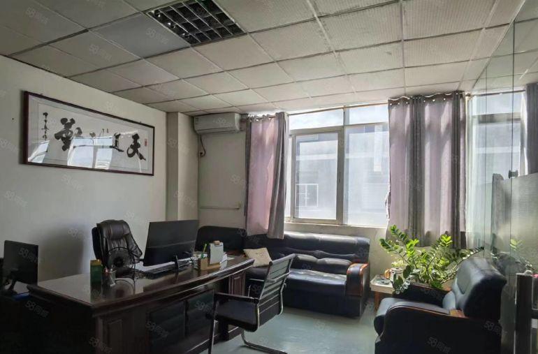 公明李松朗原房东厂房出租（2楼整层1200平精装修）无转让费