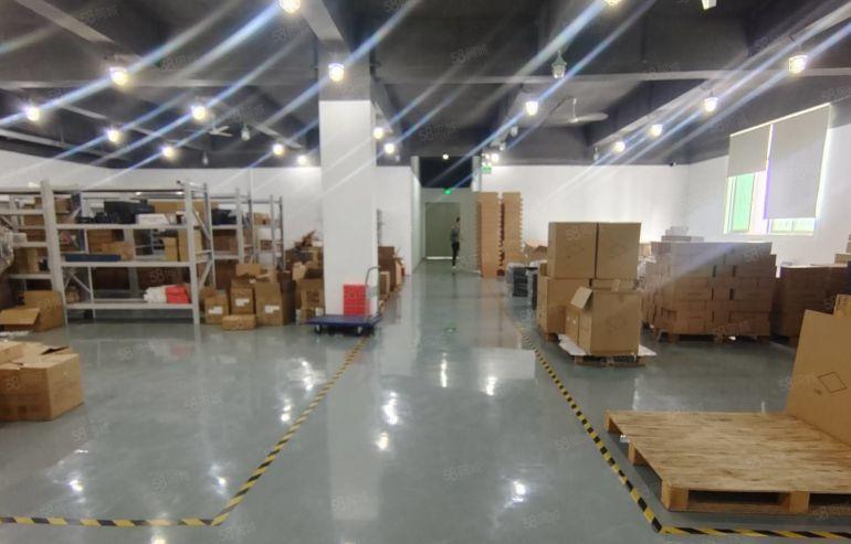 光明长圳地铁口全新豪华装修1000平原房东厂房出租使用率9成