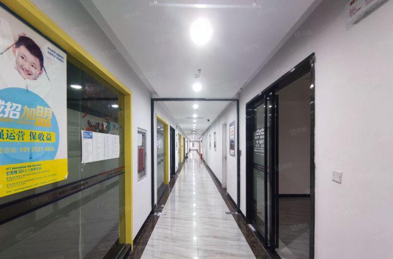 光明465平地铁精装修无尘车间低价厂房仓库空土地车位一楼出租