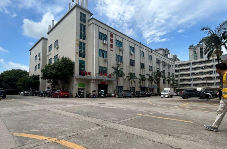 形象好！光明公明马山头楼上精装整层2100平厂房出租