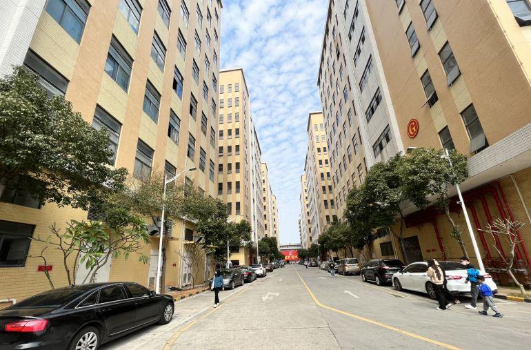 300平起租公明上村工业区1000平标准厂房出租仓库招租