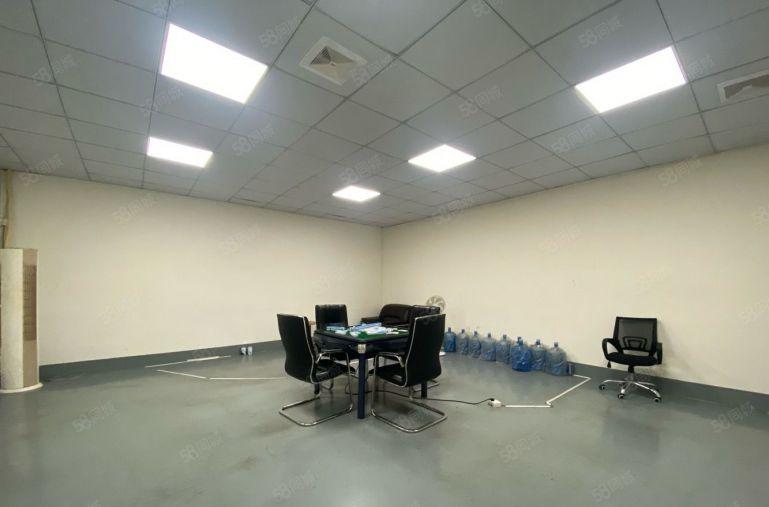 22元光明地铁口楼上1000平精装修厂房出租仓库出租大小分租