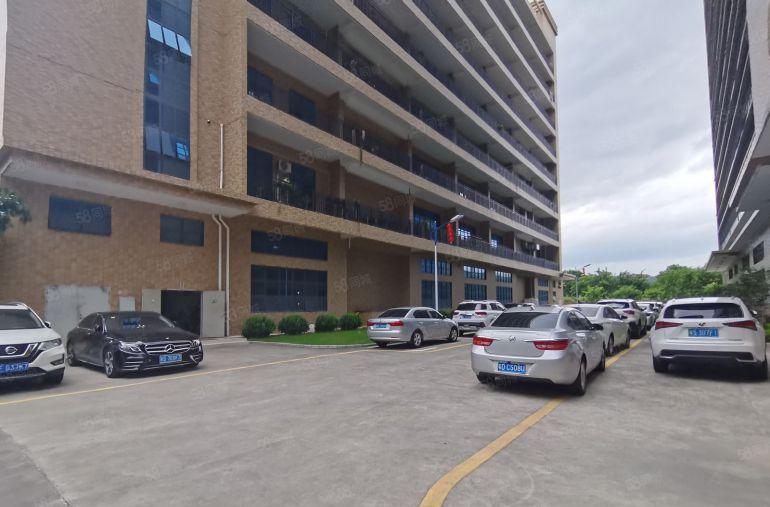 18元租光明田寮原房东一楼楼上2000平方厂房仓库可分租