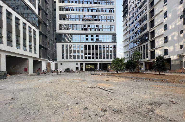 光明高新产业园国企全新厂房出租980平分租补贴20元空地大