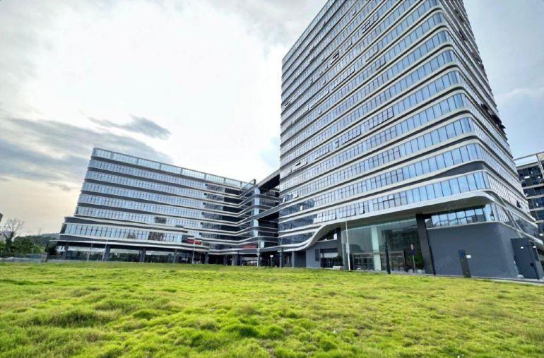 光明医疗器械产业园1500平整层厂房出租无公摊补贴20元每平