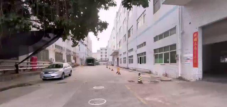 光明长圳原房东厂房一二楼共6000平，建筑面积出租，高度6米