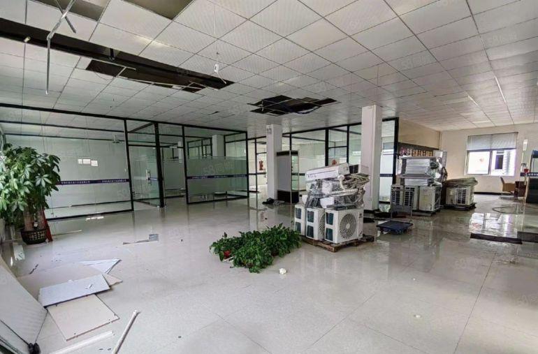 光明红星独门独院厂房出租5000平方 大小可以分租 空地大