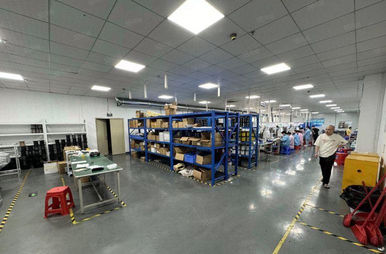 光明上村1500平米精装修厂房，带无尘车间