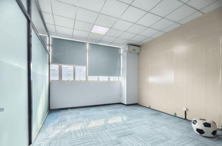 光明高新厂房出租10000平方1000平起分精装修享受政补贴