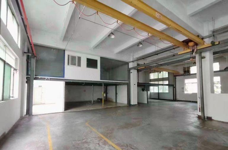 公明西田标准厂房一楼出租1200平高5.5米带行车，园区电改