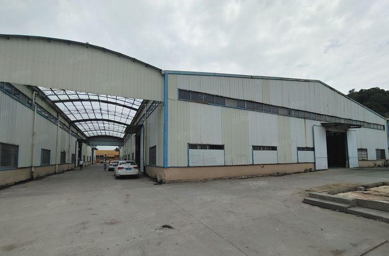 签十年!光明红本独院钢构厂房  出租10000平  滴水七米