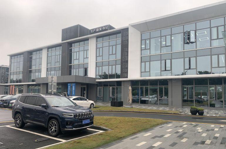 光明地铁口研发办公厂房500平起租，好招工，精装修