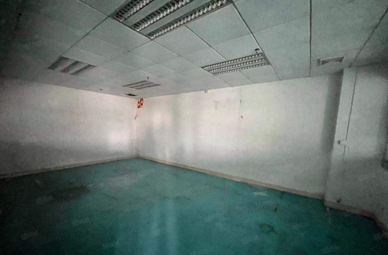 合水口工业园楼上1000平带有办公室全新地坪漆厂房出租