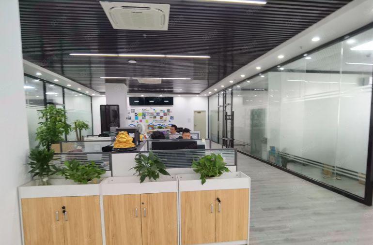 免费送精装修办公室加无尘车间光明将石原房东楼上1580平急租