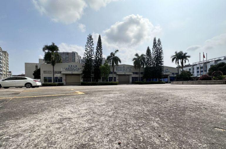 公明光明原房东独院厂房1万平出租空地超大可分租1楼有仓库出租