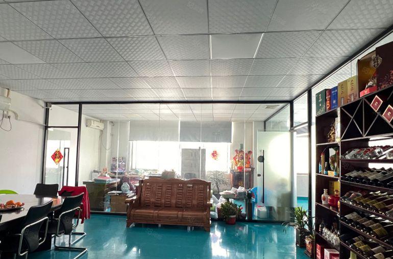 16元光明凤凰城地铁站附件楼上厂房出租800平精装修无转让费