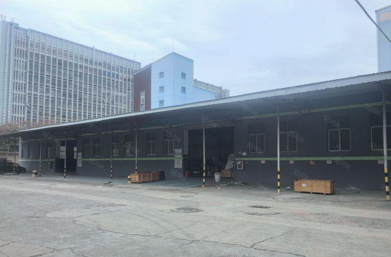 光明独院钢构厂房11000平配套独栋办公楼宿舍，宿舍可改厂房