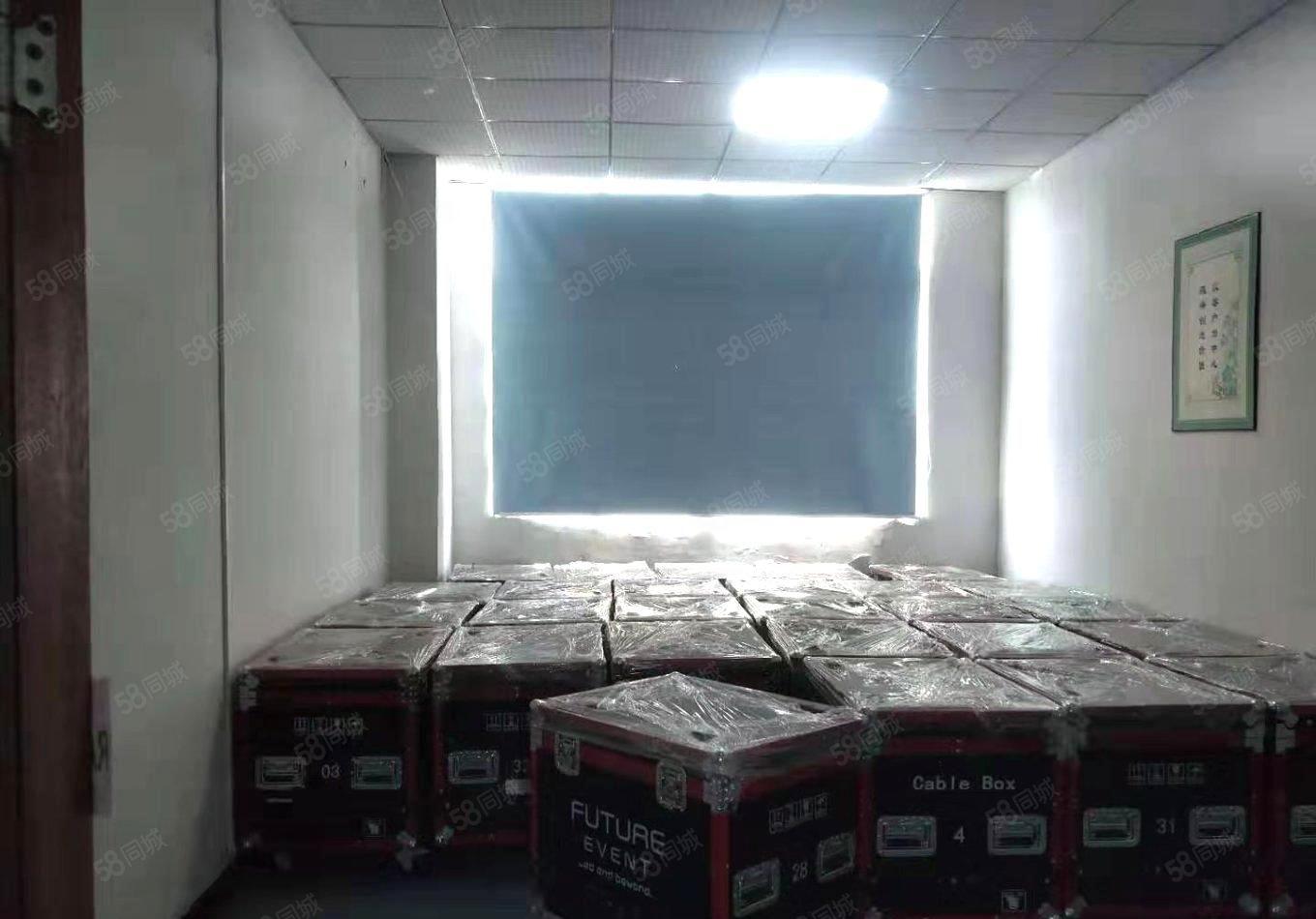 公明田寮107国道旁，大型园区现空出楼上430平精装厂房出租