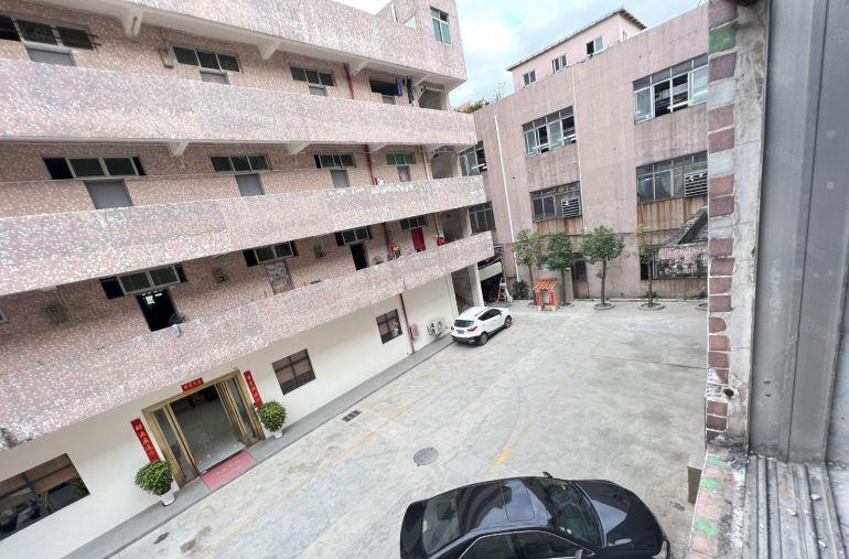 光明区公明街道上村4000平标准厂房低价出租独门独院原房东