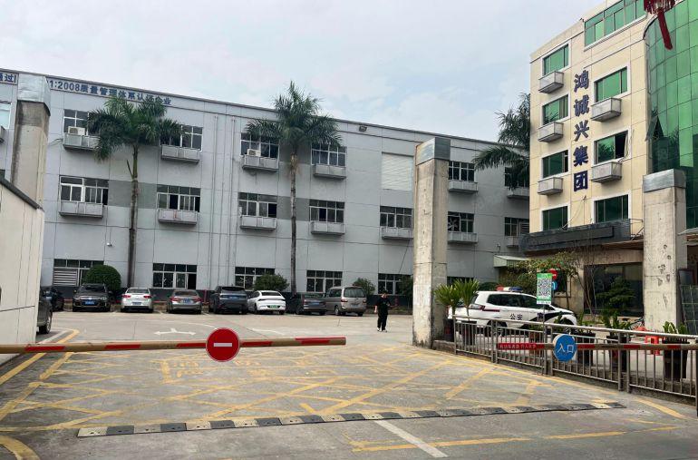 公明楼村带装修原房东18元平方米厂房出租