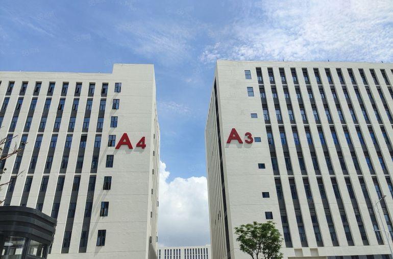 深圳光明全新独院厂房出租30万平方，分租500平方起租