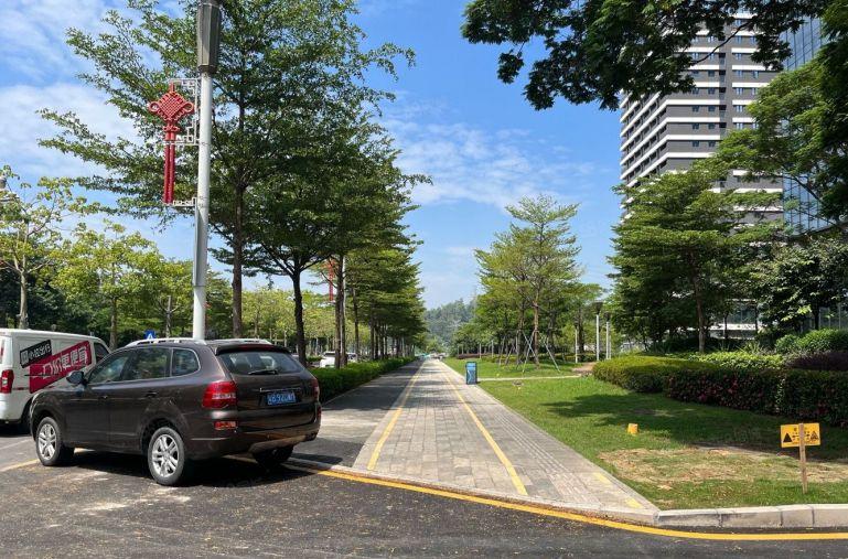 出租地铁口花园式红本国有园区楼上450平，免租6个月起