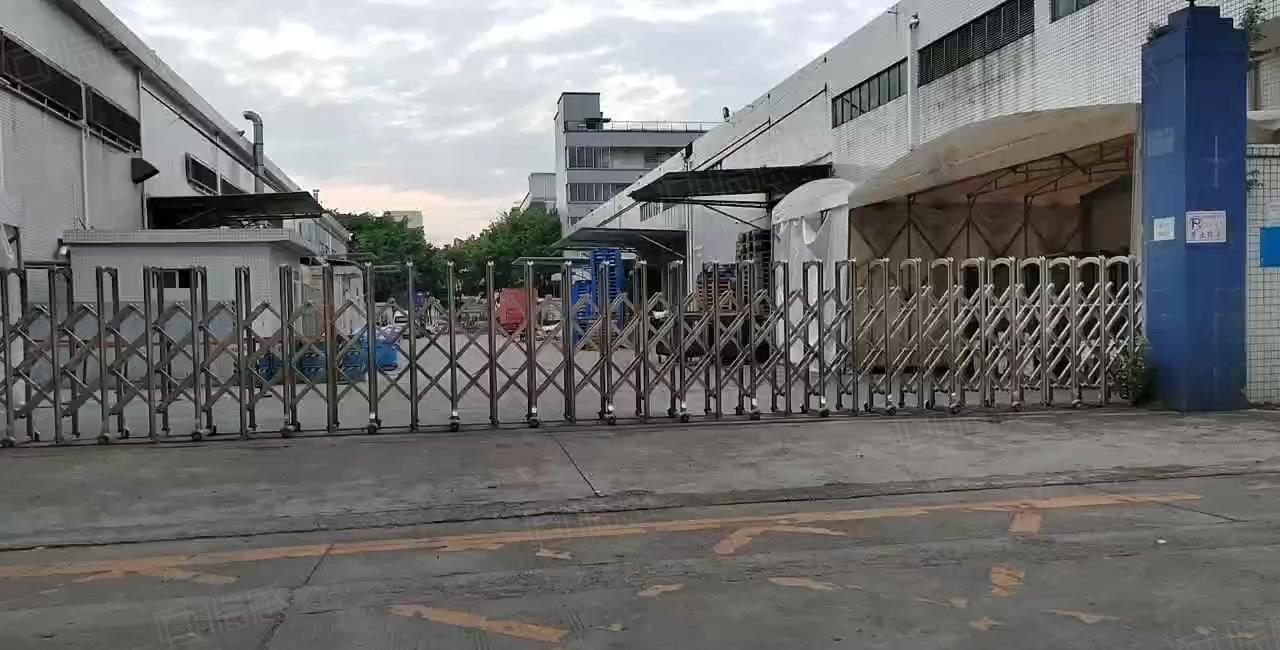 公明地铁口附近钢构厂房2200平方独院出租8米高跨度宽空地大