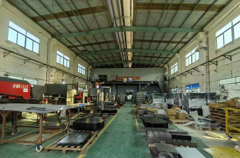 公明西田独院钢构厂房1050平高9米，带阁楼办公室，水电主线