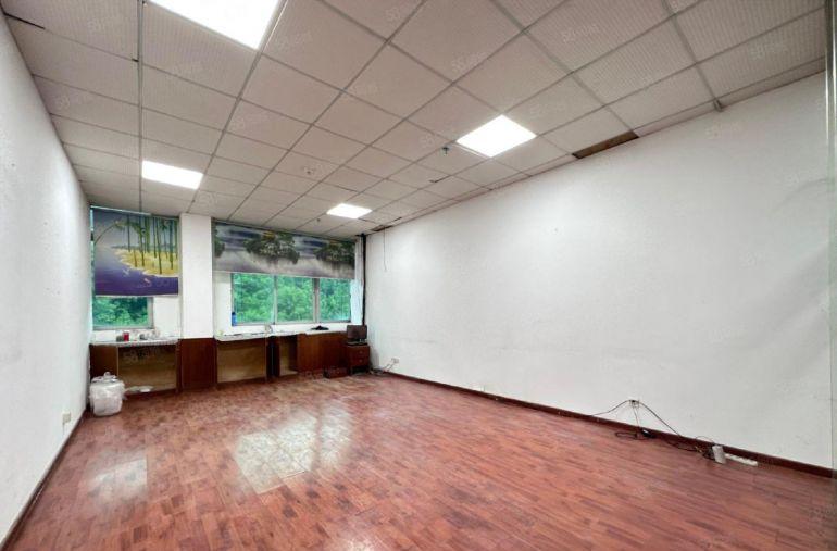 光明甲子塘精装厂房1600平，全吊顶，水电齐全，大型园区