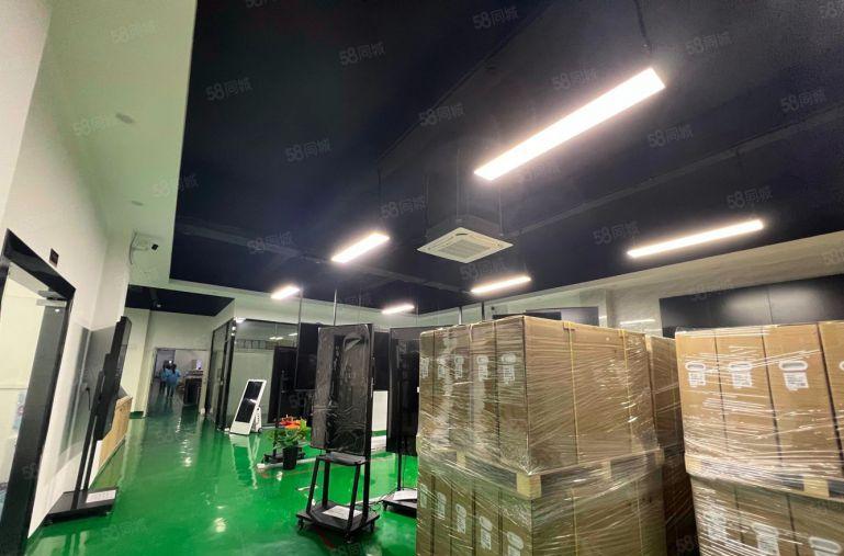 公明马山头楼上整层1500平方精装修原房东厂房出租三吨大货梯