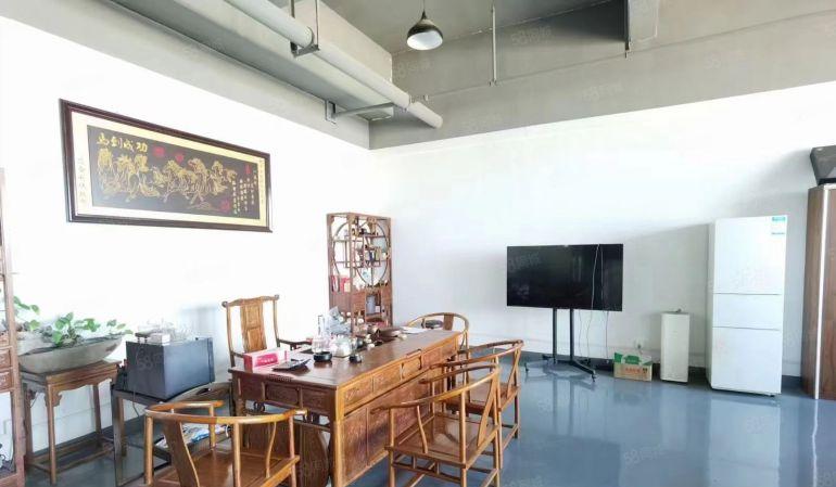 田寮朝阳科技园2楼1800平米出租精装修办公室