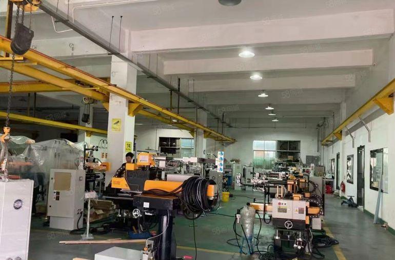光明甲子塘标准厂房一楼（1000平，现成行车适合模具，钣金）