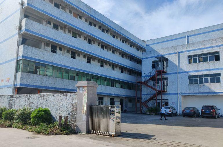 光明花园式红本独门独院厂房25000平方出租1000平起分租