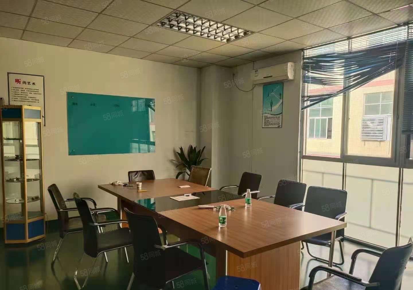 光明靓盘楼上1400平精装厂房出租园区形象好，配套齐全好招工