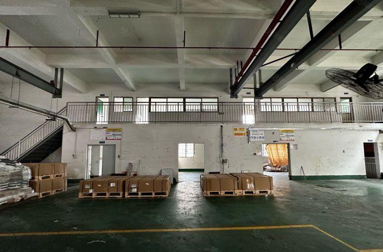 现成航车 光明原房东红本一楼厂房出租1300平 带阁楼办公室