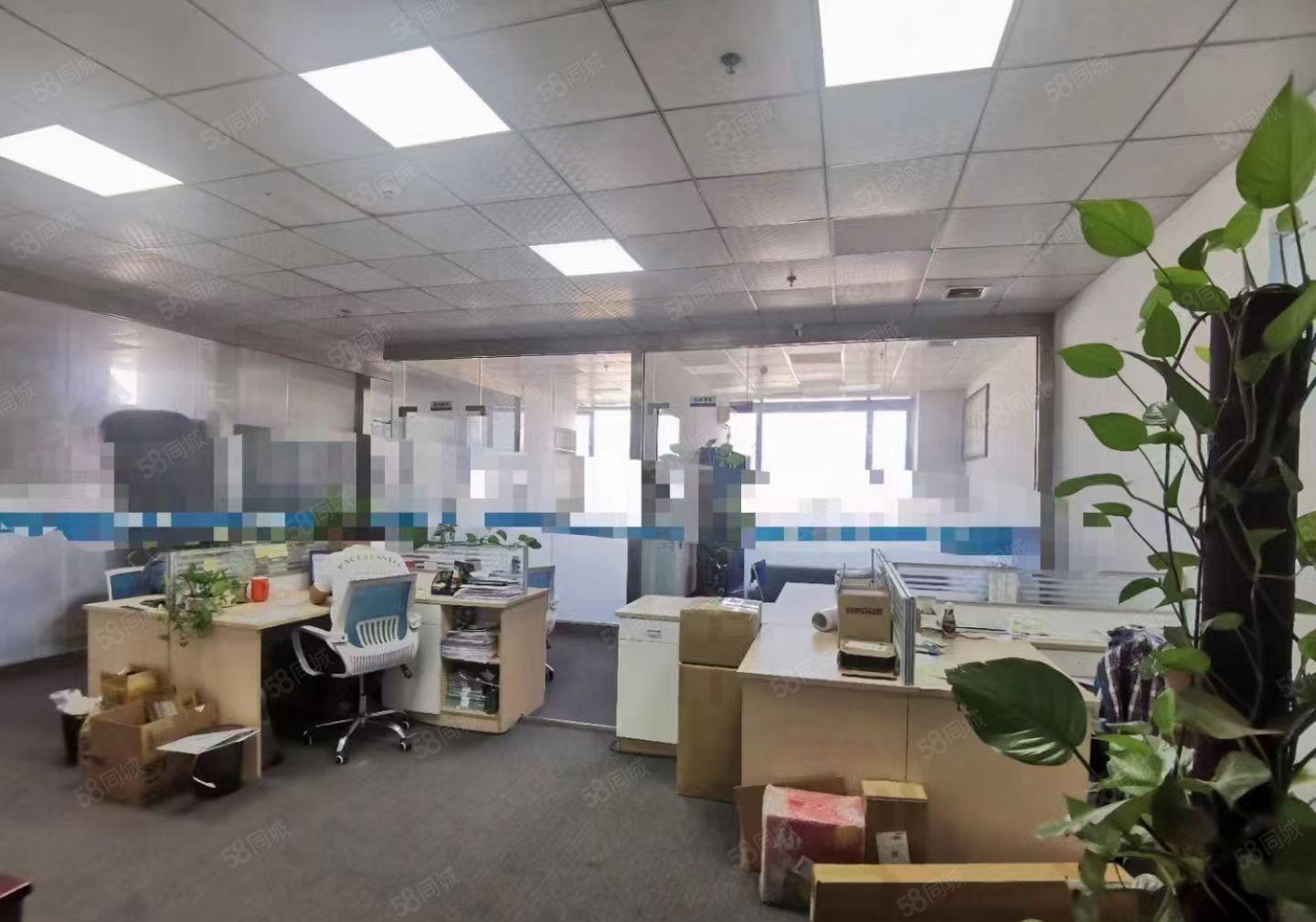 公明厂房，仓库出租，2楼1400平可分500平起，有无尘车间