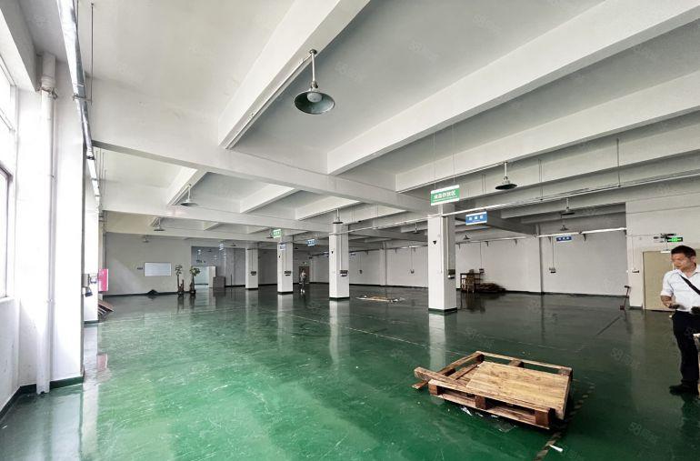 20元起租！光明公明蒋石独院厂房出租5800平，大小可分租。