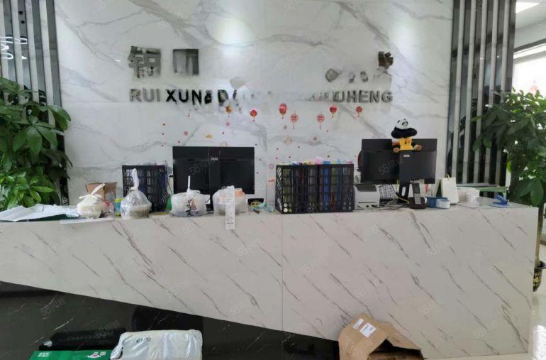 光明公明厂房，仓库出租1650平精装（中间无柱，使用率极高）