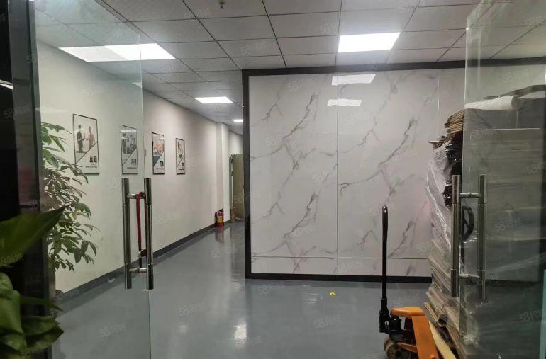 公明楼村精装厂房出租600平现成前台，办公室，洁净车间等