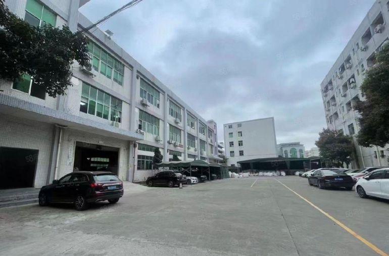 公明原房东新出二楼2000平方带装修厂房仓库出租形象好空地大