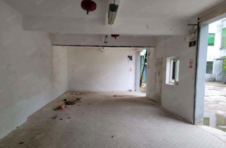 便宜出租独院厂房2450平，适合小五金，纸箱，仓库