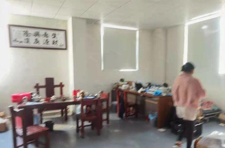 精装厂房出租，公明白花洞工业区720，1100，2700