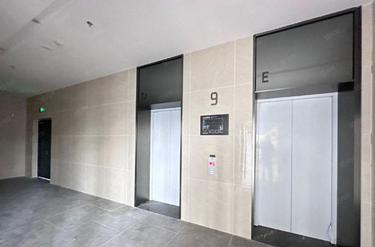 光明医疗器械产业园1500平整层，无公摊，补贴20元每平