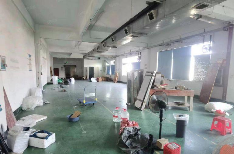 公明蒋石原五金厂出租（450平靠窗采光好，带吊机口）好招工