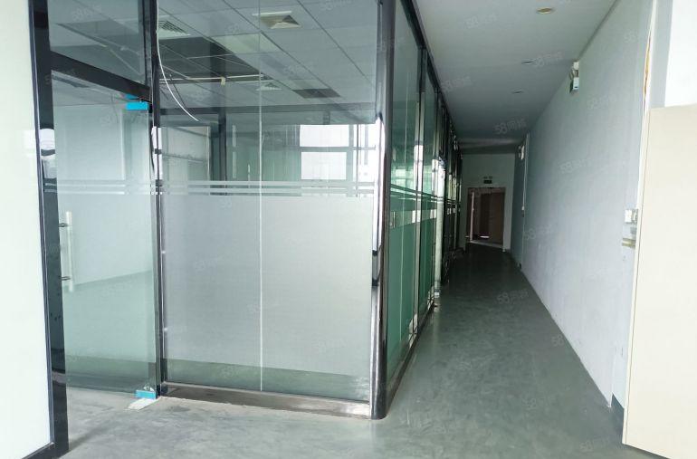 2000平整层光明地铁口附近精装修原房东红本重工业厂房出租