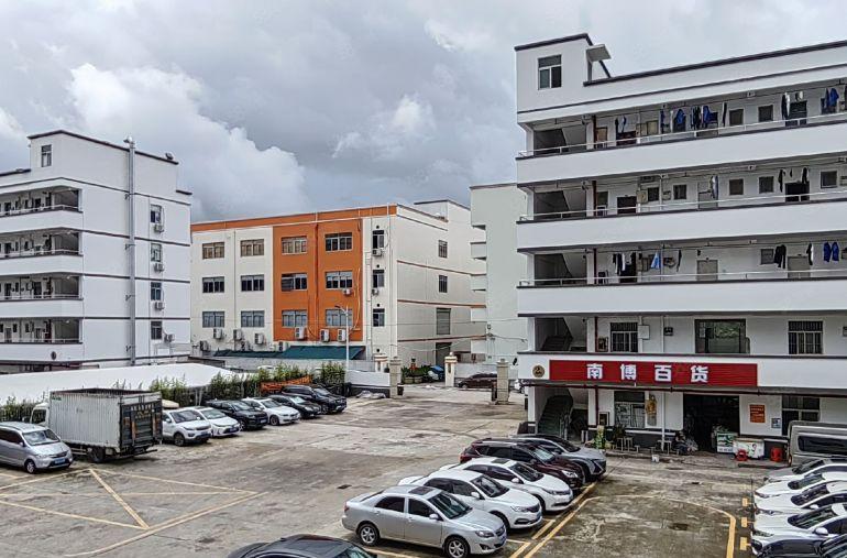 200平起分租坪山金田路石井地铁口独院二楼900平高4.2米