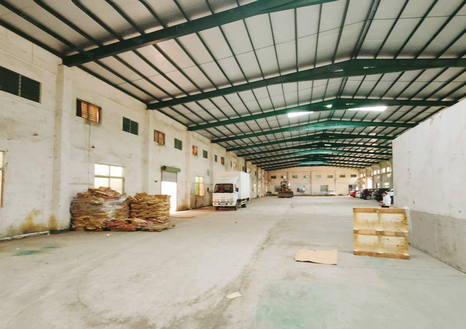 坪山坑梓滴水9米钢构800平，独门独院，实际面积300平起租