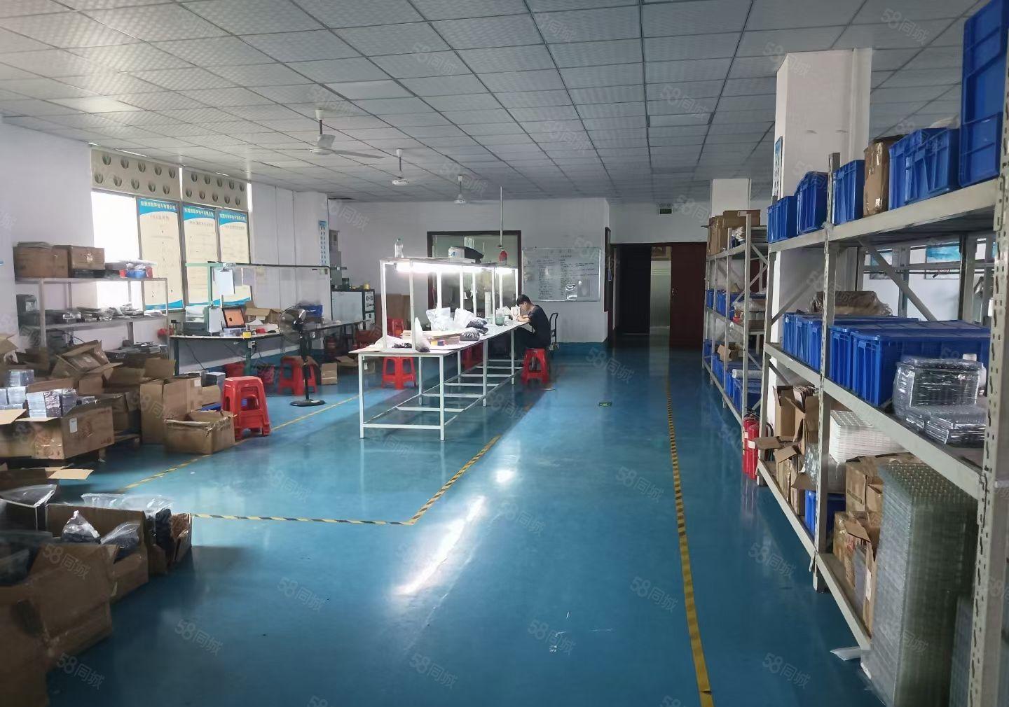 坪山深汕路旁二楼厂房1000平出租，带精装修